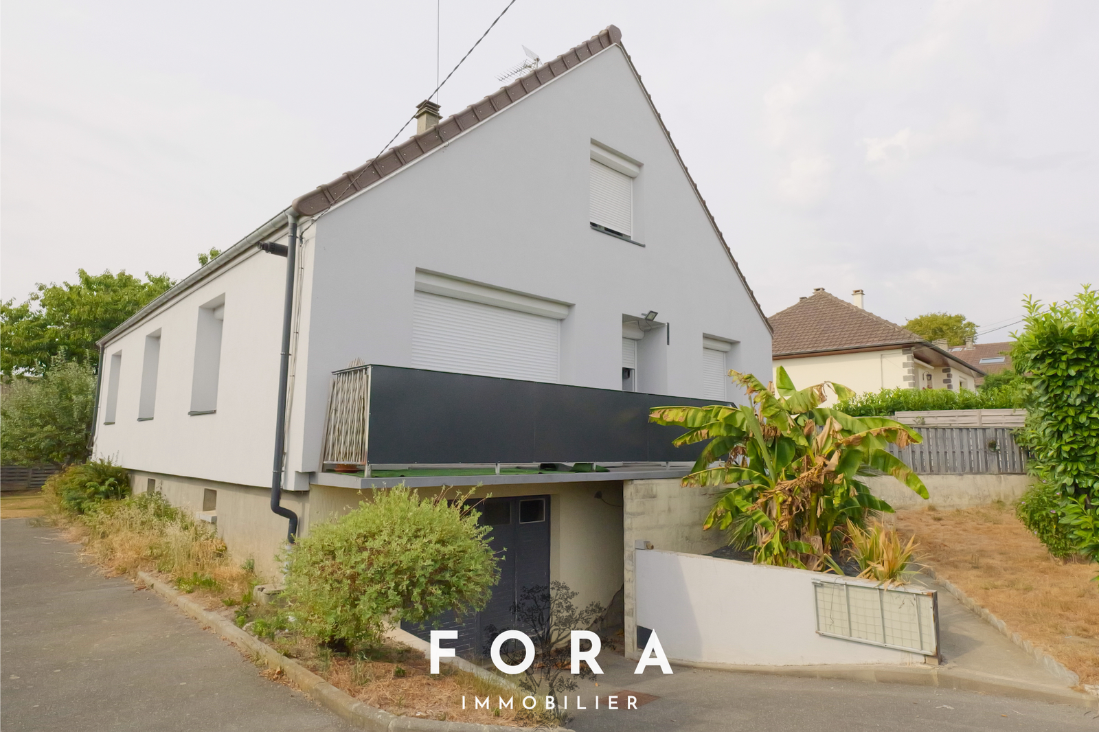 Entre Condé-en-Normandie et Clécy : maison familiale de 138 m² avec sous-sol complet et terrain de 846 m²